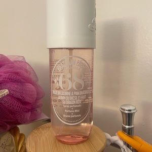 BRAZILIAN CRUSH CHEIROSA 68 BEIJA 8oz plastic removed but never used.